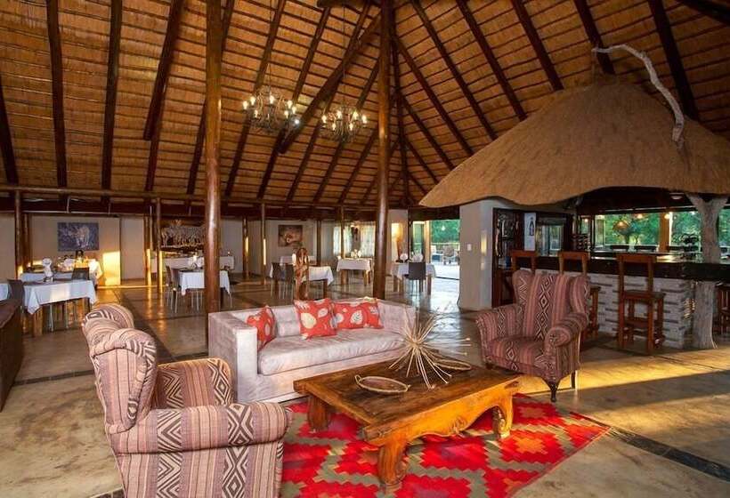 Kubu Safari Lodge
