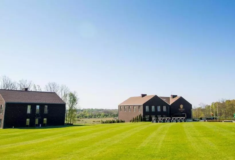 National Golf Resort