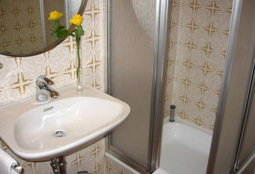 بنسيون Landgasthof Wellmann