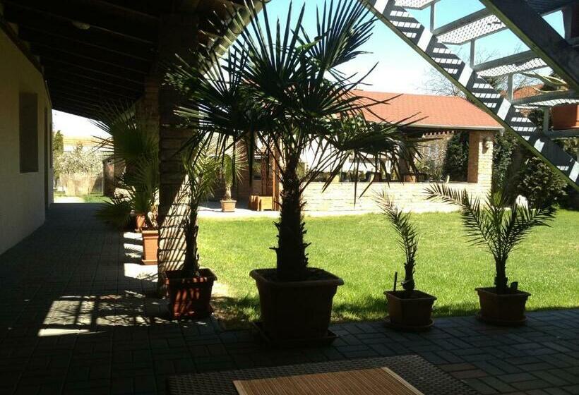 ペンション Ubytování U Parku