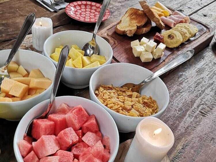 פנסיון Mija Restaurante Y Hospedaje