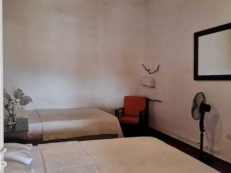 ペンション Mija Restaurante Y Hospedaje