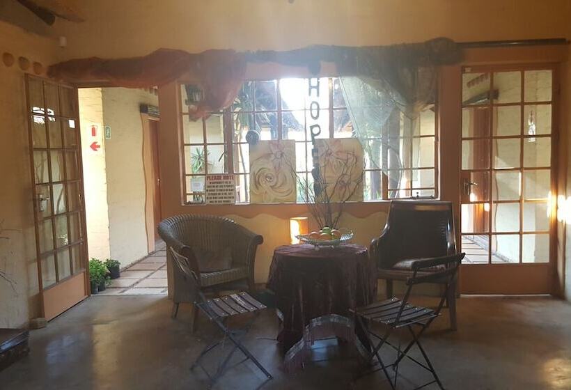 Bed and Breakfast Since 2006 African Silhouette Offers Safe, Tranquil And Highly Recommended Stays