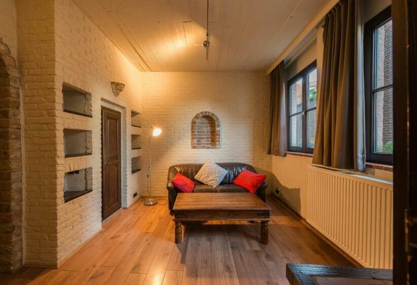 City Flats By Lybeer Hotel Group