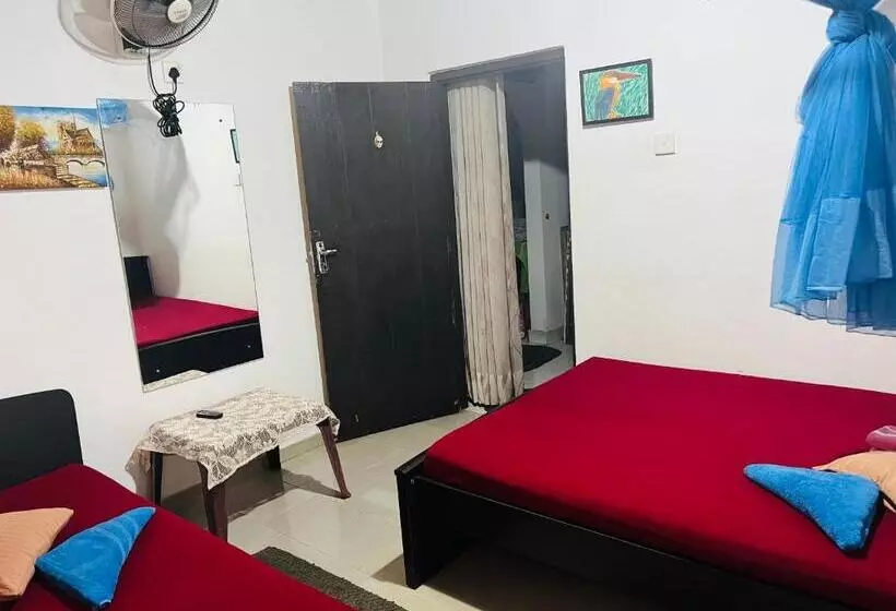 Sinharaja Tour Hostel