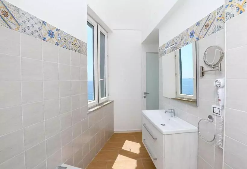 Aamiaismajoitus (B&B) Frennesia Amalfi Coast