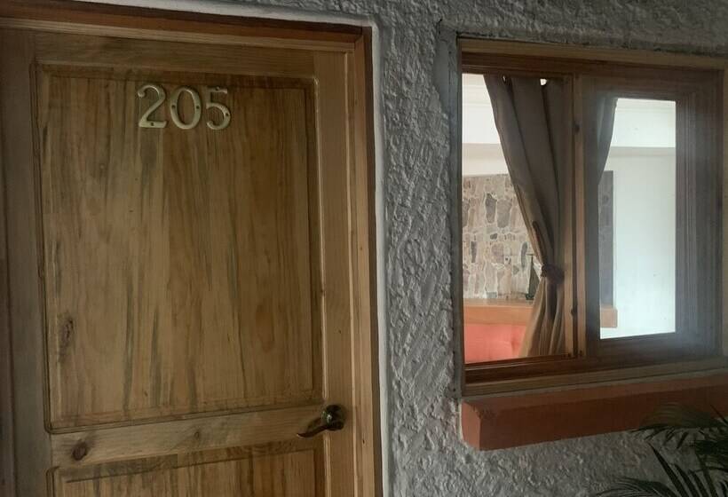 هتل Bahia Atitlan