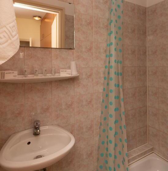 בית מלון כפרי Laterum Economy