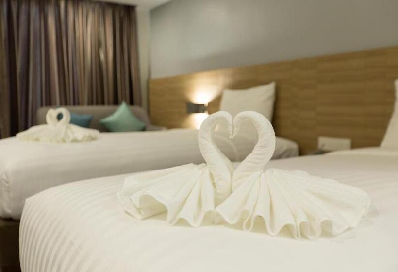 בית מלון כפרי Paragon Grand Resort