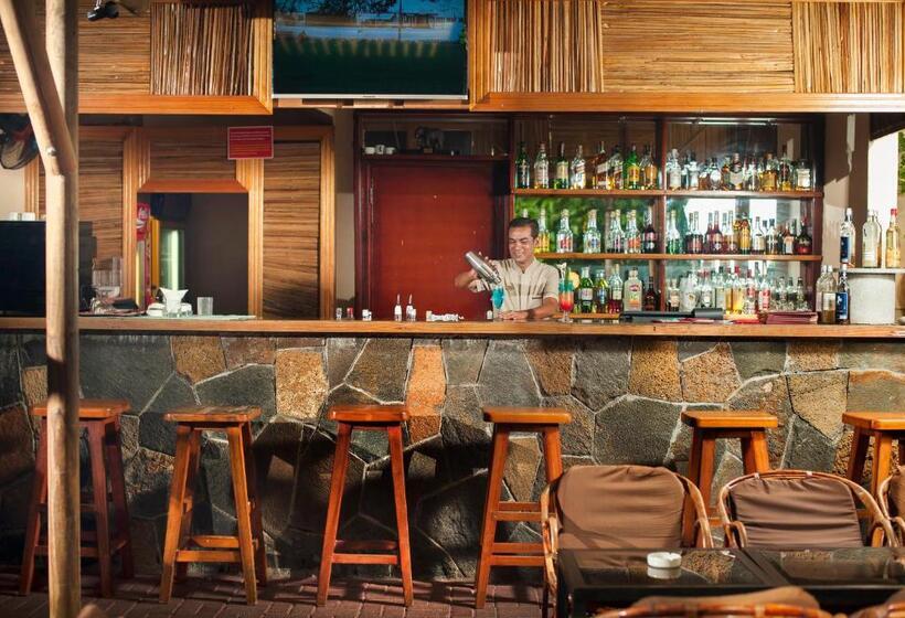 هتل Residence Le Palmiste