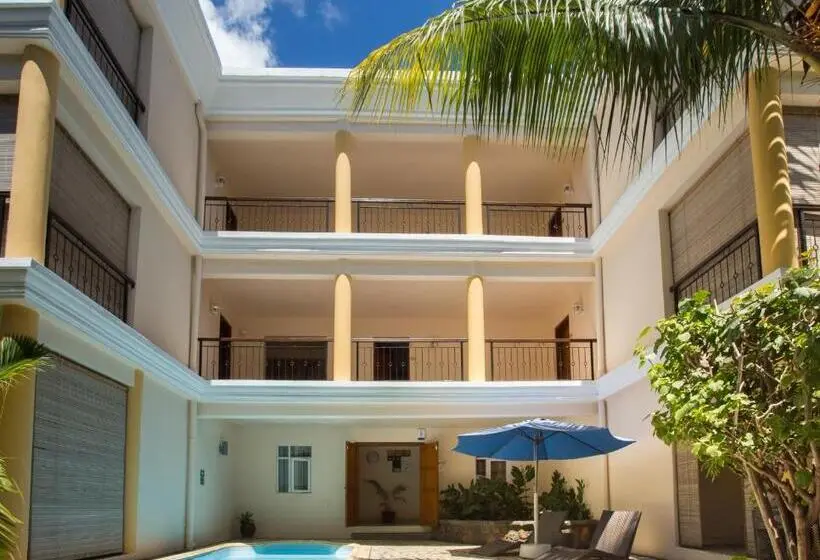 هتل Residence Le Palmiste