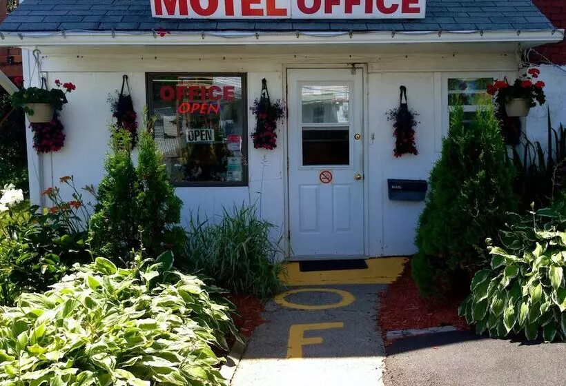 Hillside Motel