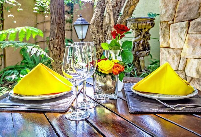 Afrique Boutique Hotel O.r. Tambo