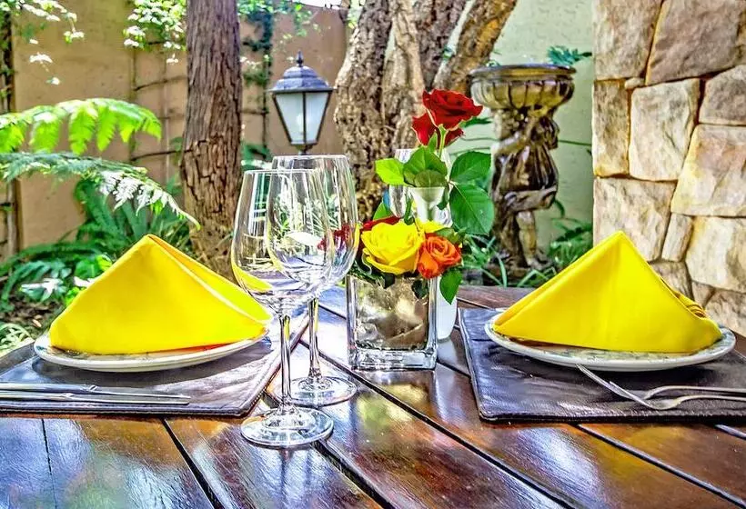 Afrique Boutique Hotel O.r. Tambo