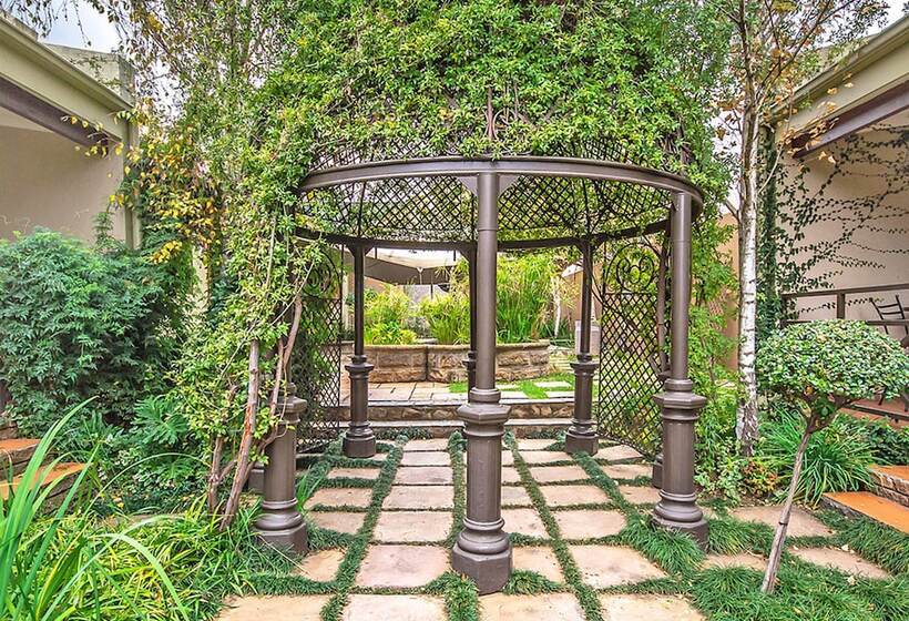 Afrique Boutique Hotel O.r. Tambo