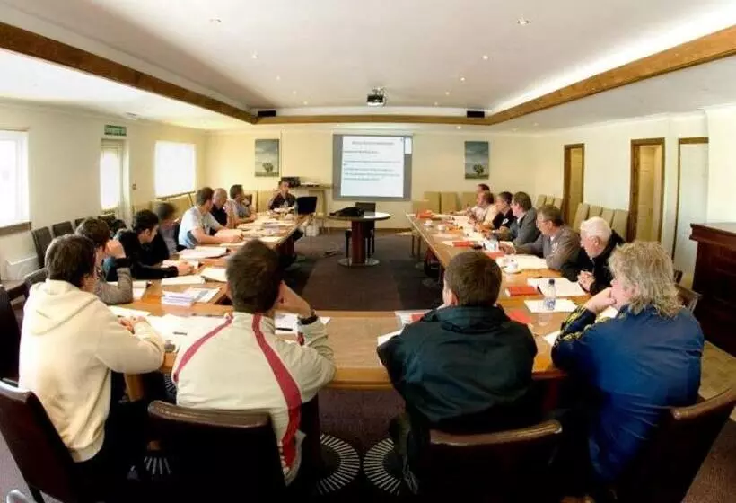 Отель Bailey Ground