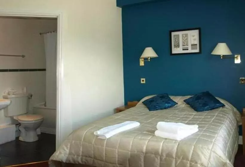 Отель Bailey Ground