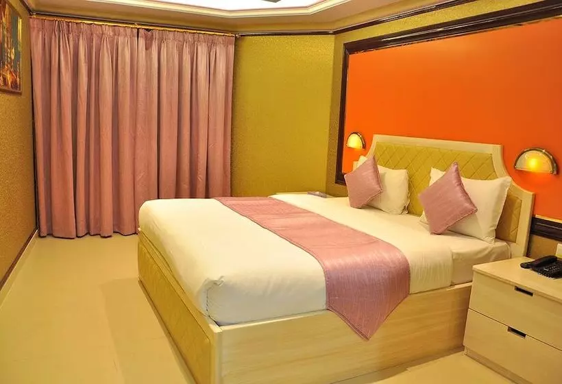 Отель Bowshar International