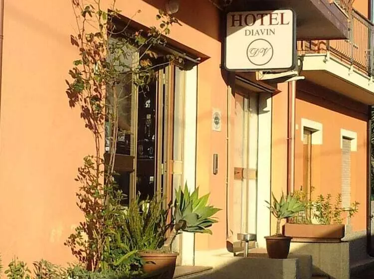 هتل Diavin