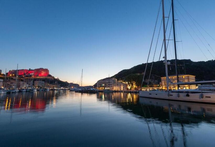 هتل Du Centre Nautique