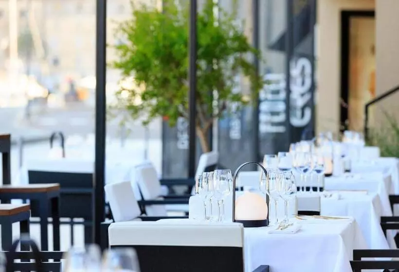 Otel Du Centre Nautique