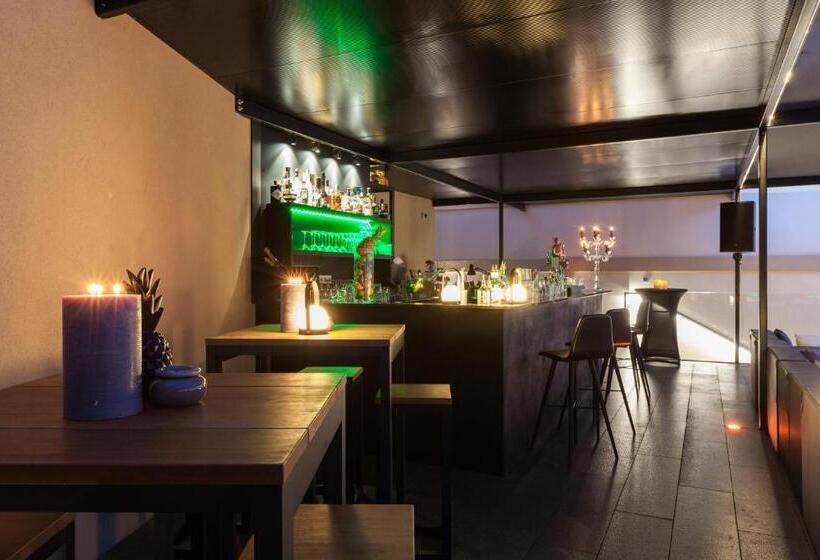 هتل Du Centre Nautique