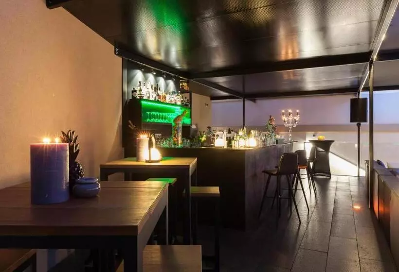 Otel Du Centre Nautique