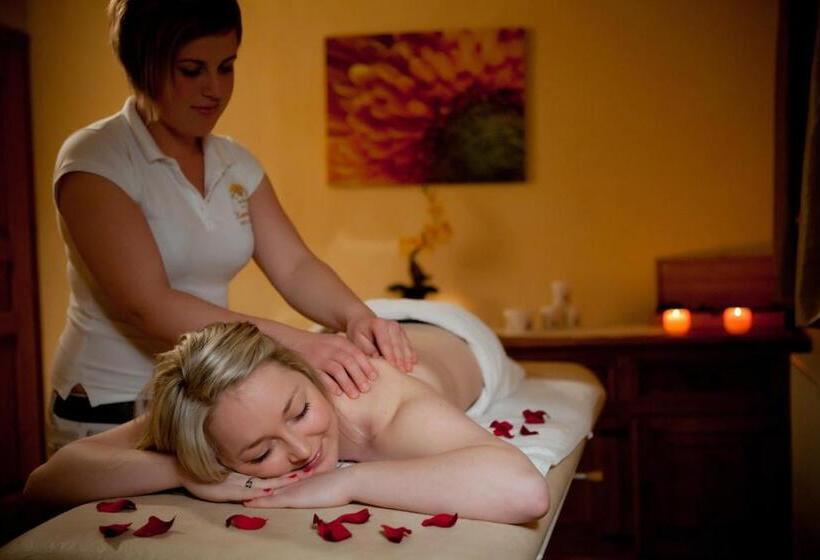 בית מלון כפרי Dwor Karolowka