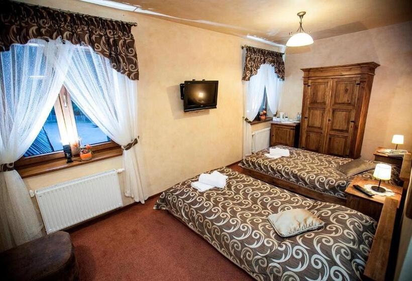 בית מלון כפרי Dwor Karolowka