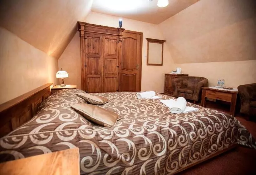 בית מלון כפרי Dwor Karolowka