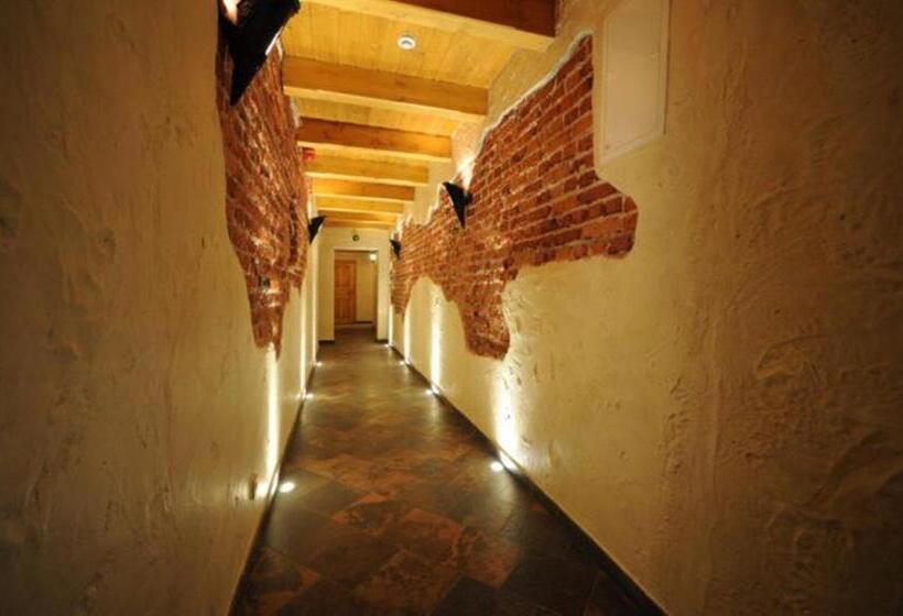 בית מלון כפרי Dwor Karolowka