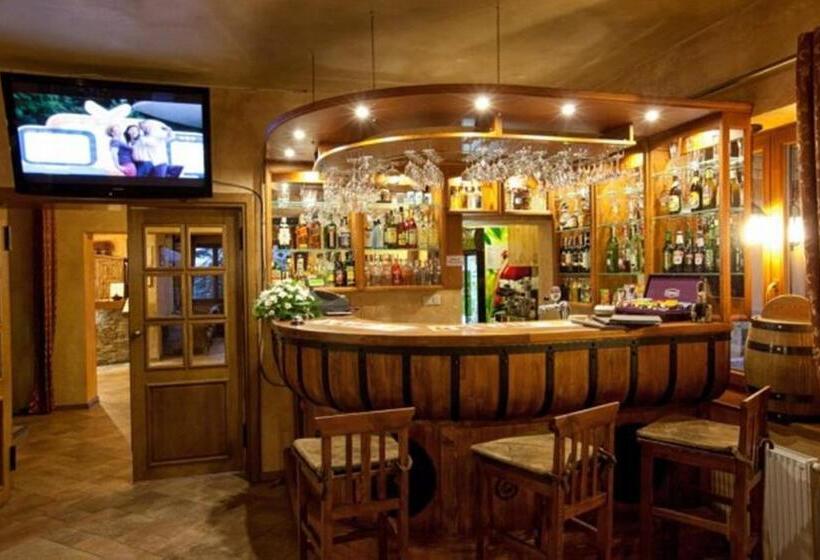 בית מלון כפרי Dwor Karolowka