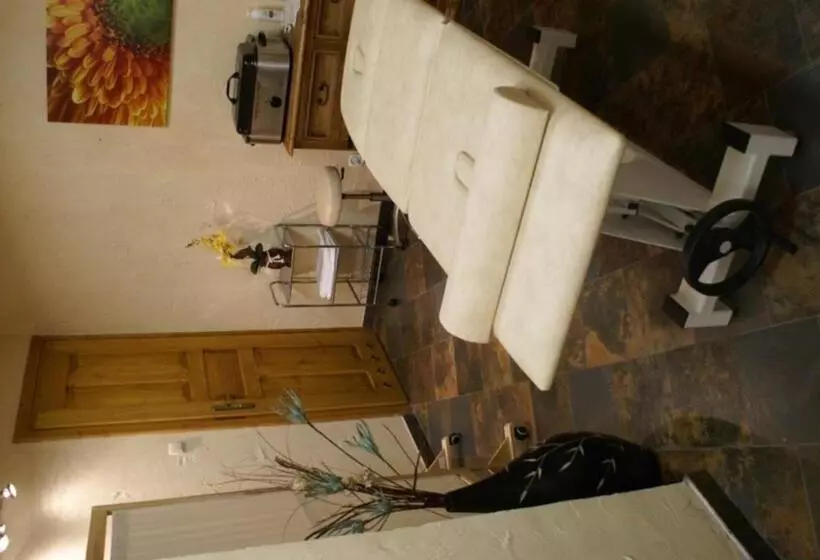 בית מלון כפרי Dwor Karolowka