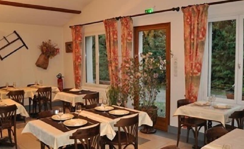 ホテル Hôtel De Courteilles