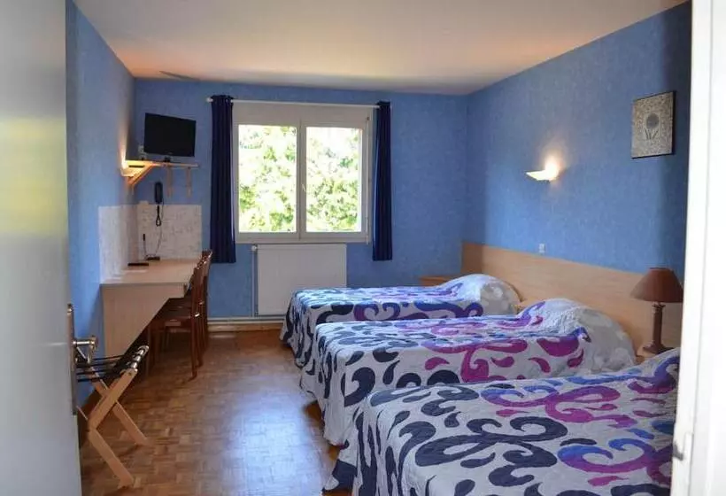 Отель Hôtel De Courteilles