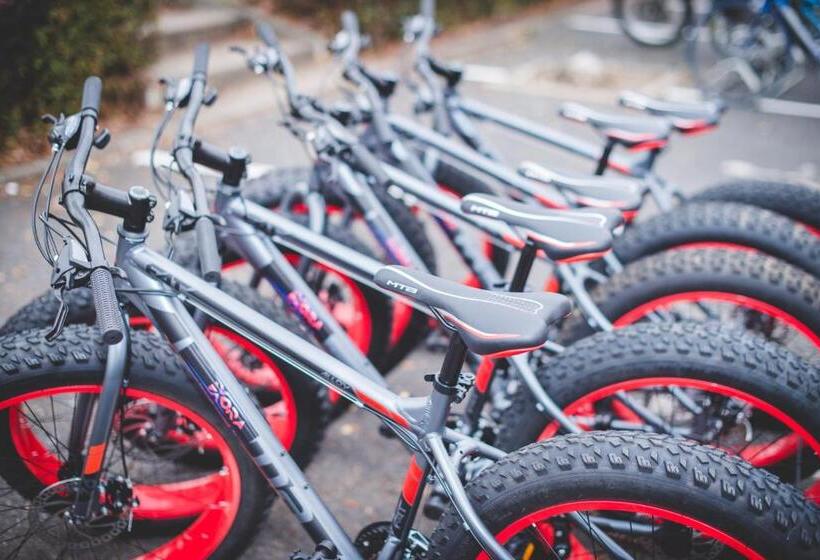 בית מלון כפרי Hôtel Quick Palace Tours Nord