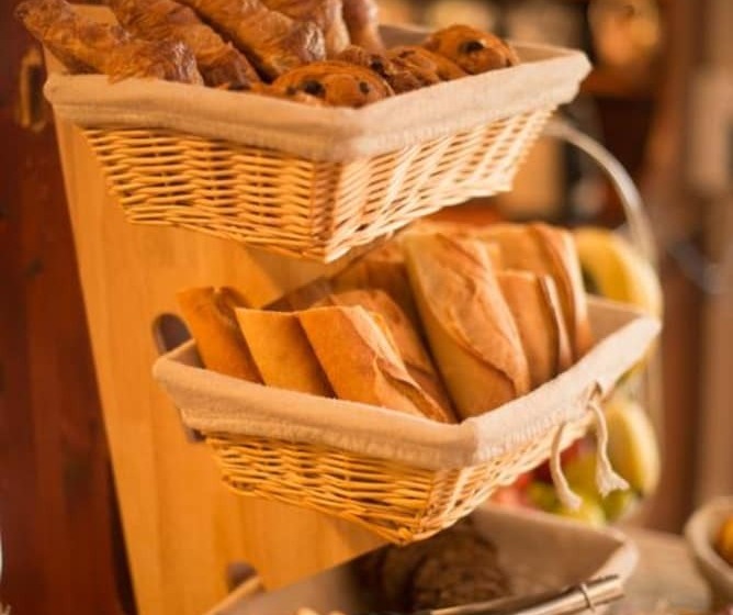 בית מלון כפרי Hôtel Quick Palace Tours Nord