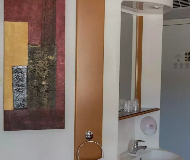 ホテル Quick Palace St Jean De Vedas   A709