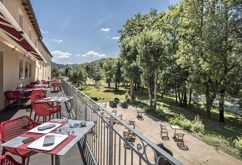 ホテル Hôtel Restaurant Les 2 Rives   Logis Hôtels