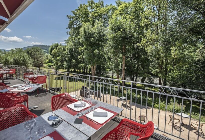 ホテル Hôtel Restaurant Les 2 Rives   Logis Hôtels