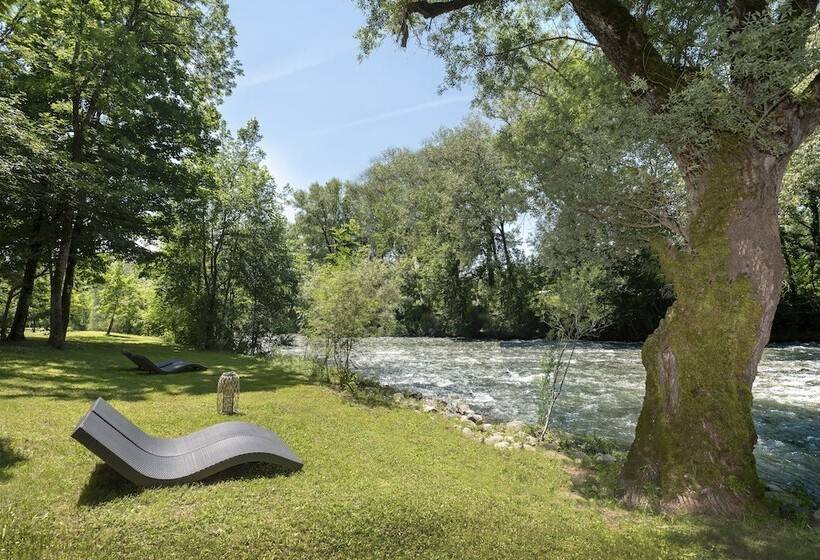 ホテル Hôtel Restaurant Les 2 Rives   Logis Hôtels