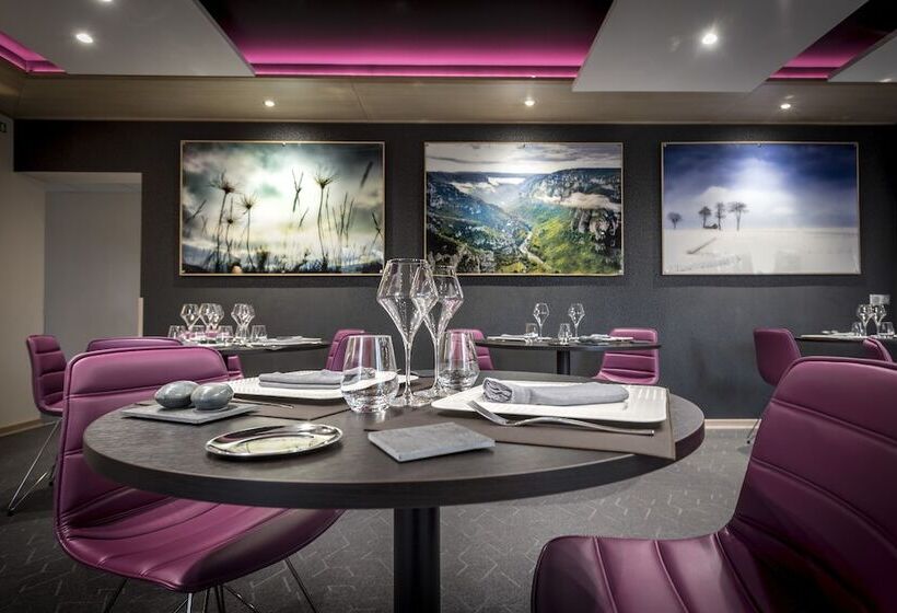 ホテル Hôtel Restaurant Les 2 Rives   Logis Hôtels