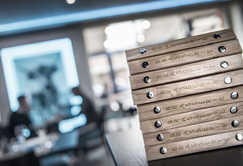 ホテル Hôtel Restaurant Les 2 Rives   Logis Hôtels