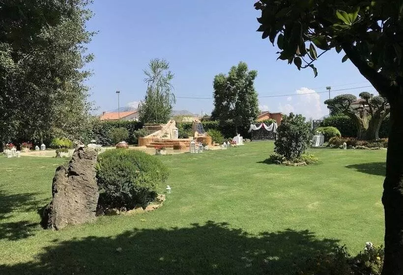 Hotelli Ristorante Al Boschetto