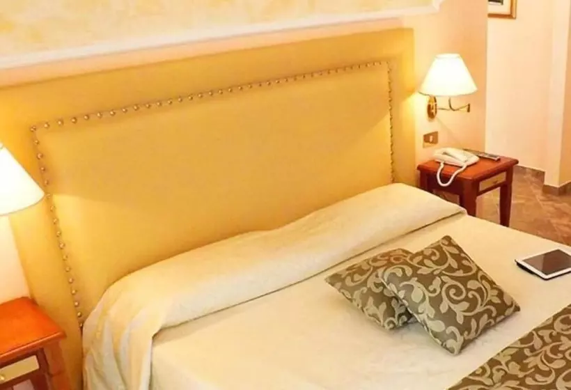 Hotelli Ristorante Al Boschetto