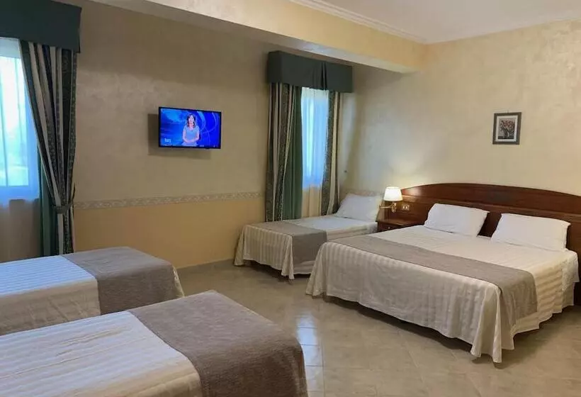 Hotelli Ristorante Al Boschetto