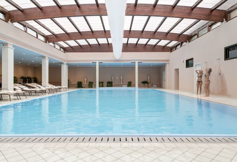 ホテル Santamaria Langhe