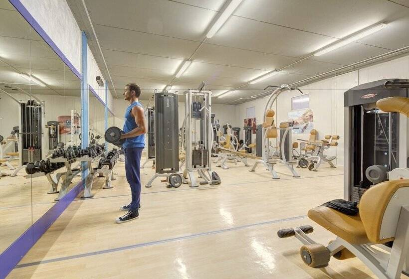 ホテル Santamaria Langhe