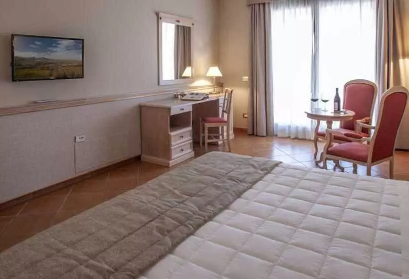 ホテル Santamaria Langhe