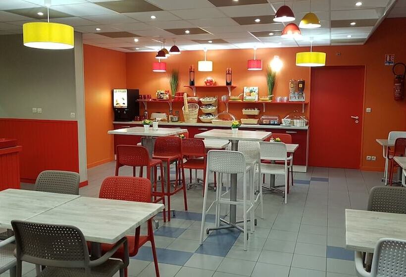 בית מלון כפרי The Originals Access, Hôtel Les Iris, Bercksurmer